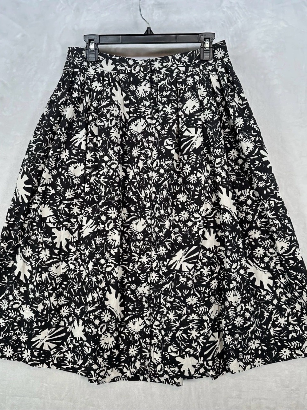 Cara Cara Skirt Womens Large Black White Floral Pleated Marge Button Front
